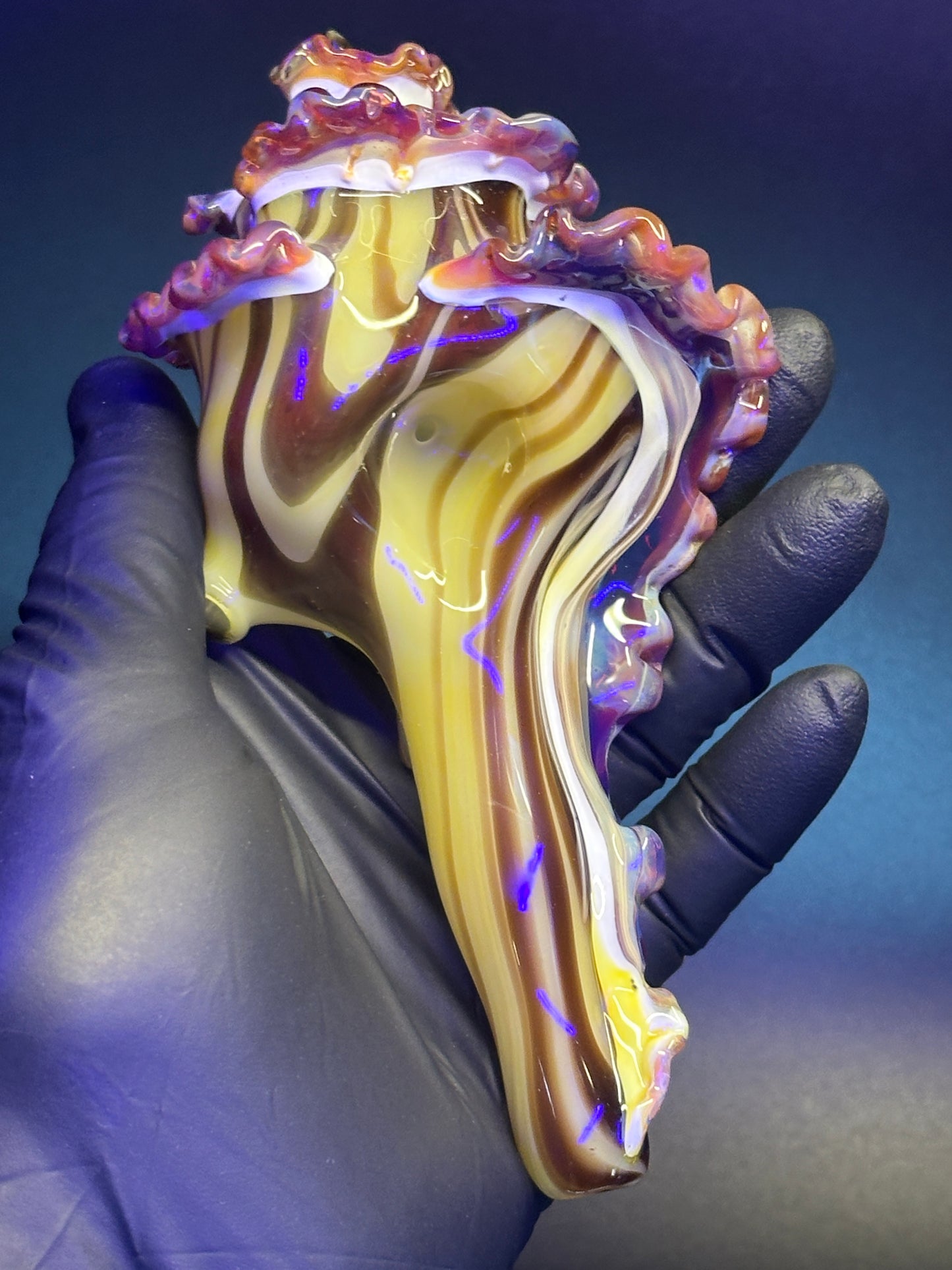 Woodgrain functional conch shell sculpture