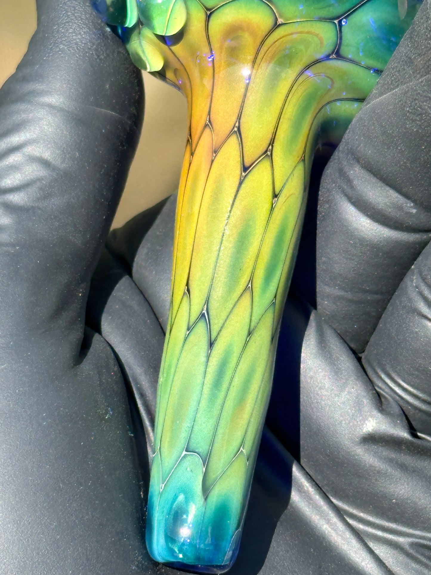 Fume on cobalt scale pattern dry function conch