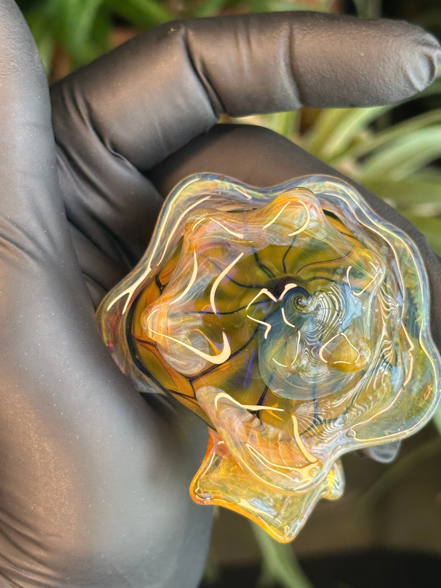 Fume on cobalt scale pattern functional dry conch