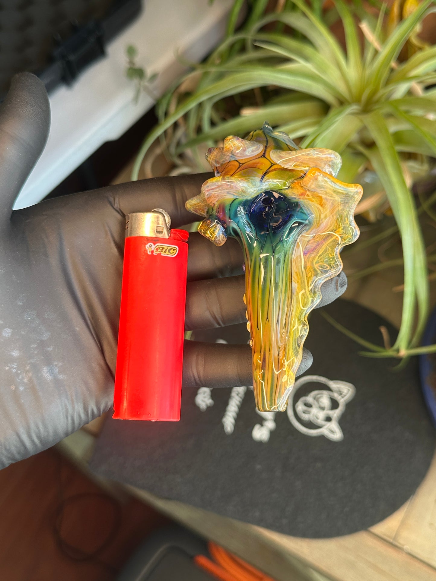 Fume on cobalt scale pattern functional dry conch