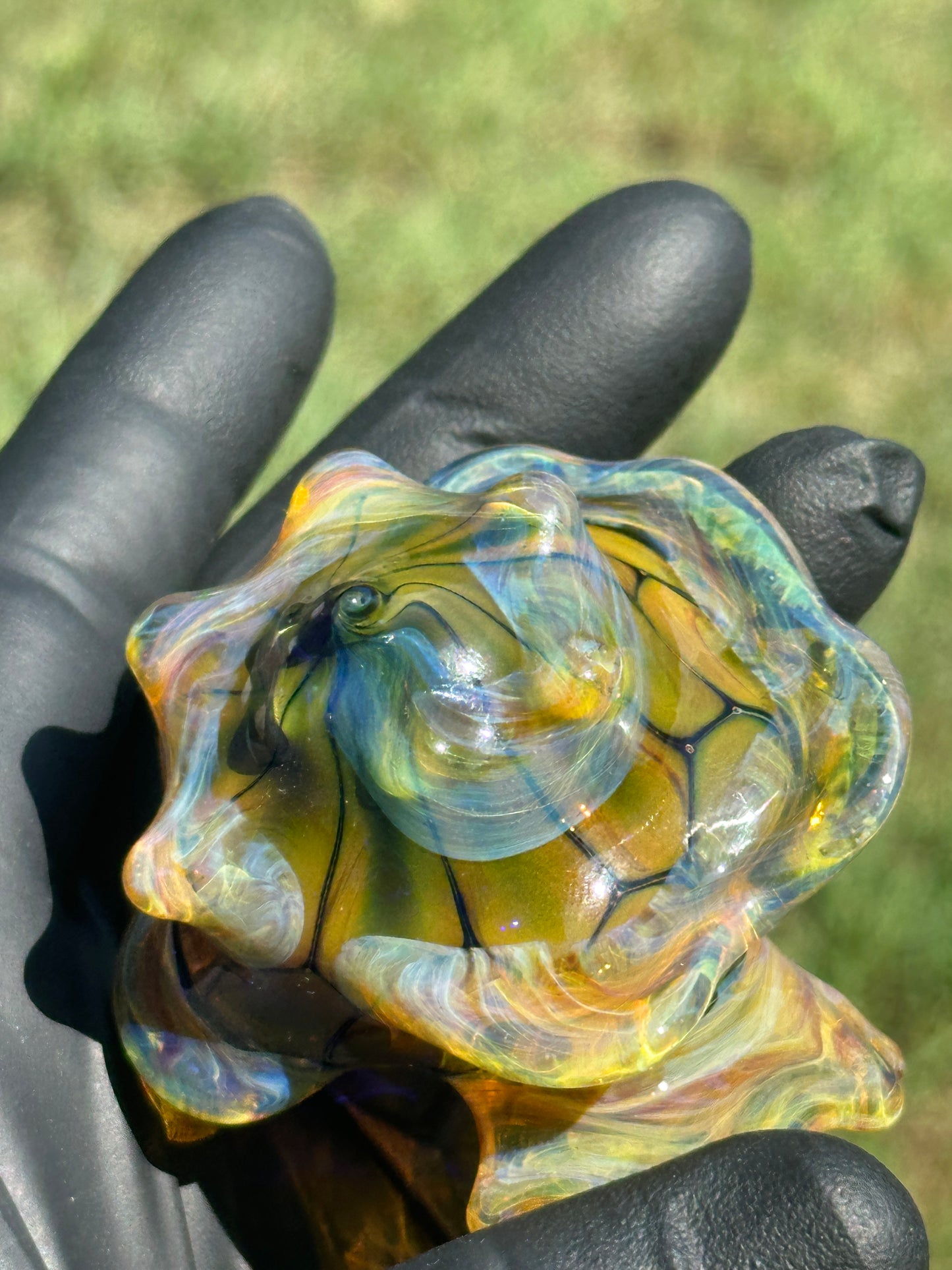 Fume on cobalt scale pattern functional dry conch