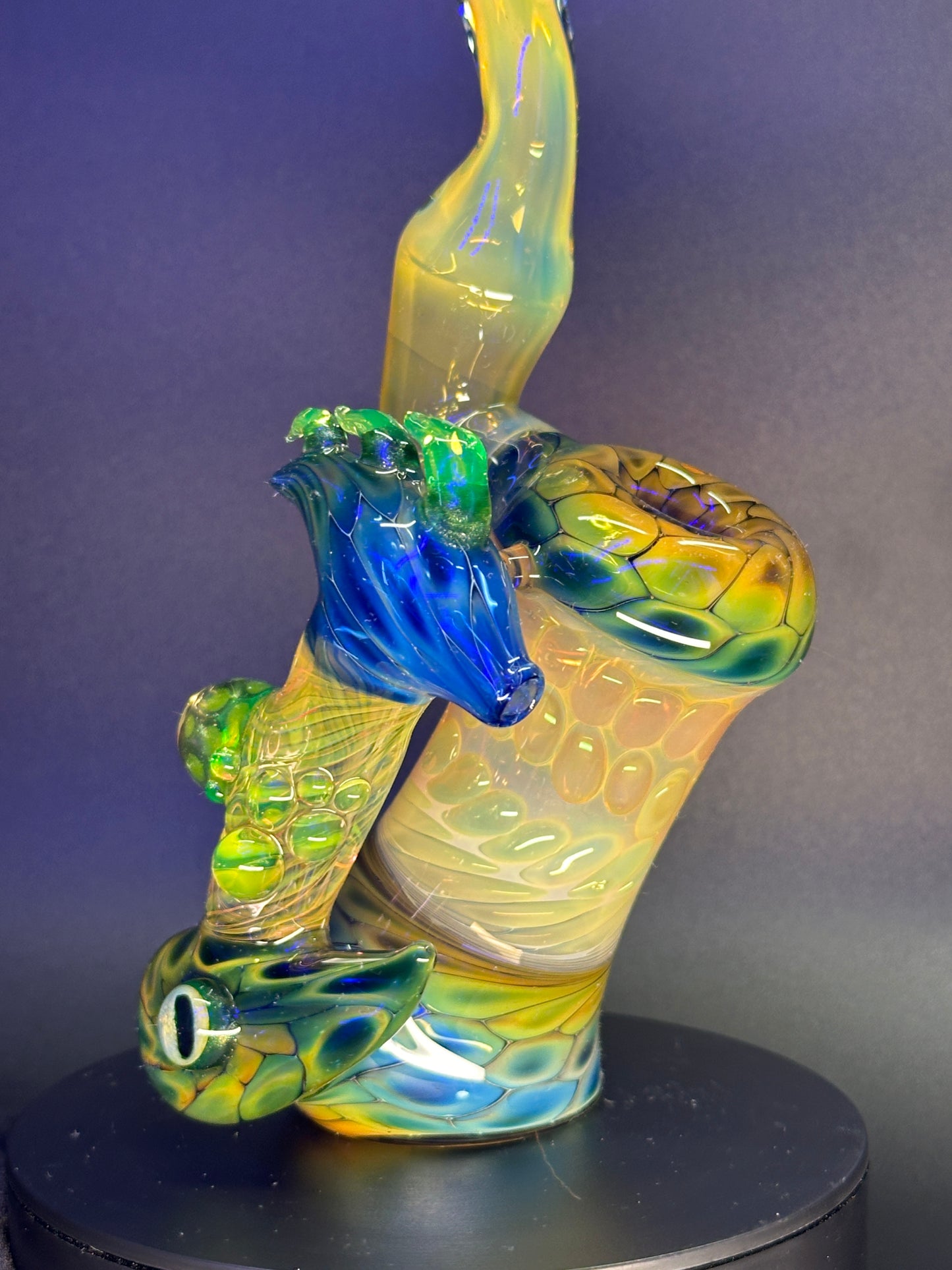 UV reactive Dragon Eye Sherlock bubbler