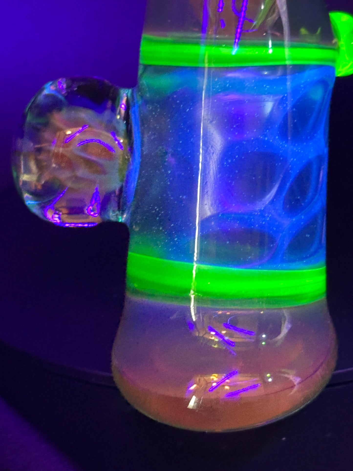 Fume and UV reactive dry functional hammer