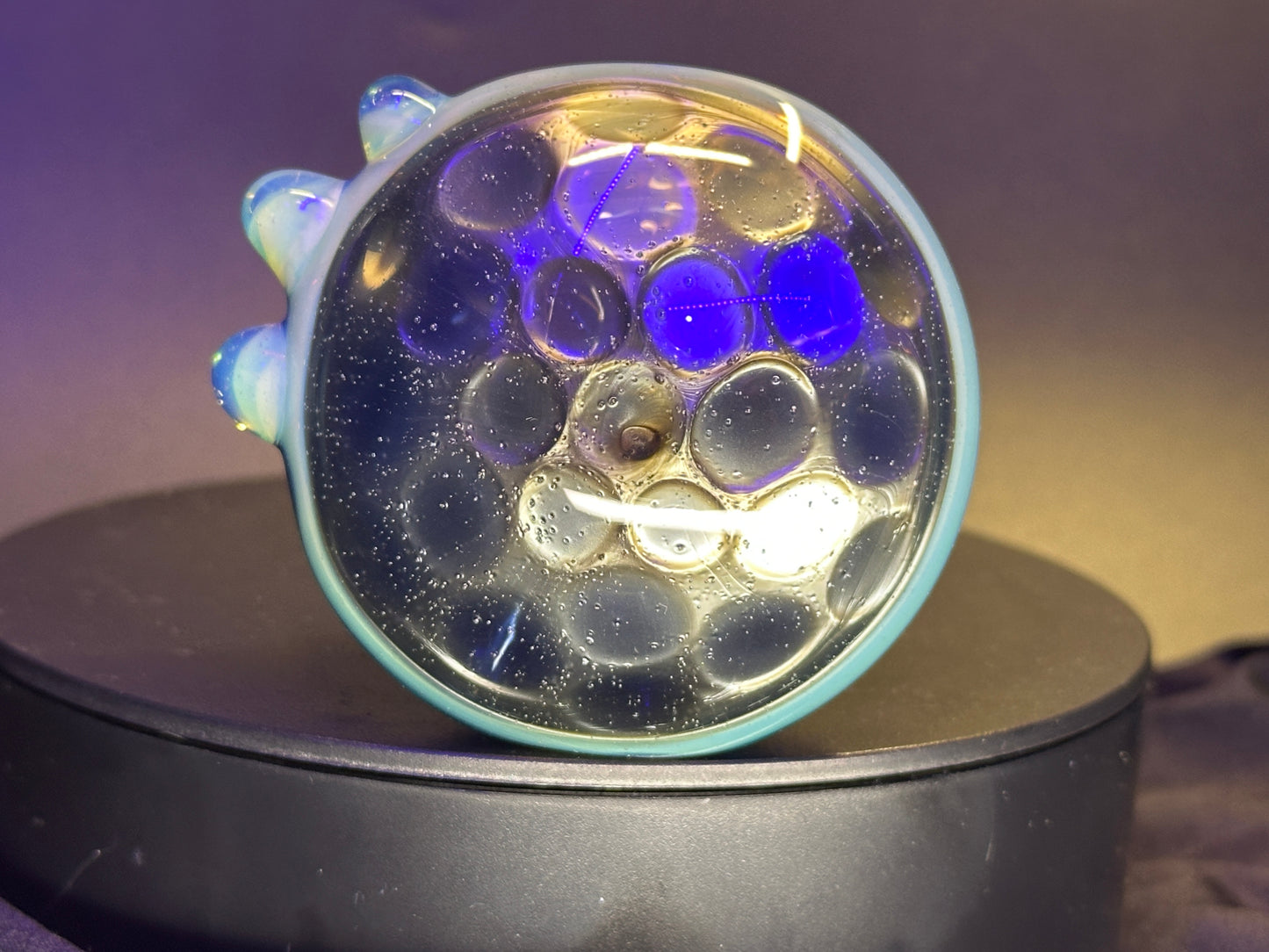 Fume on cobalt scale pattern spoon with UV reactive honeycomb cap