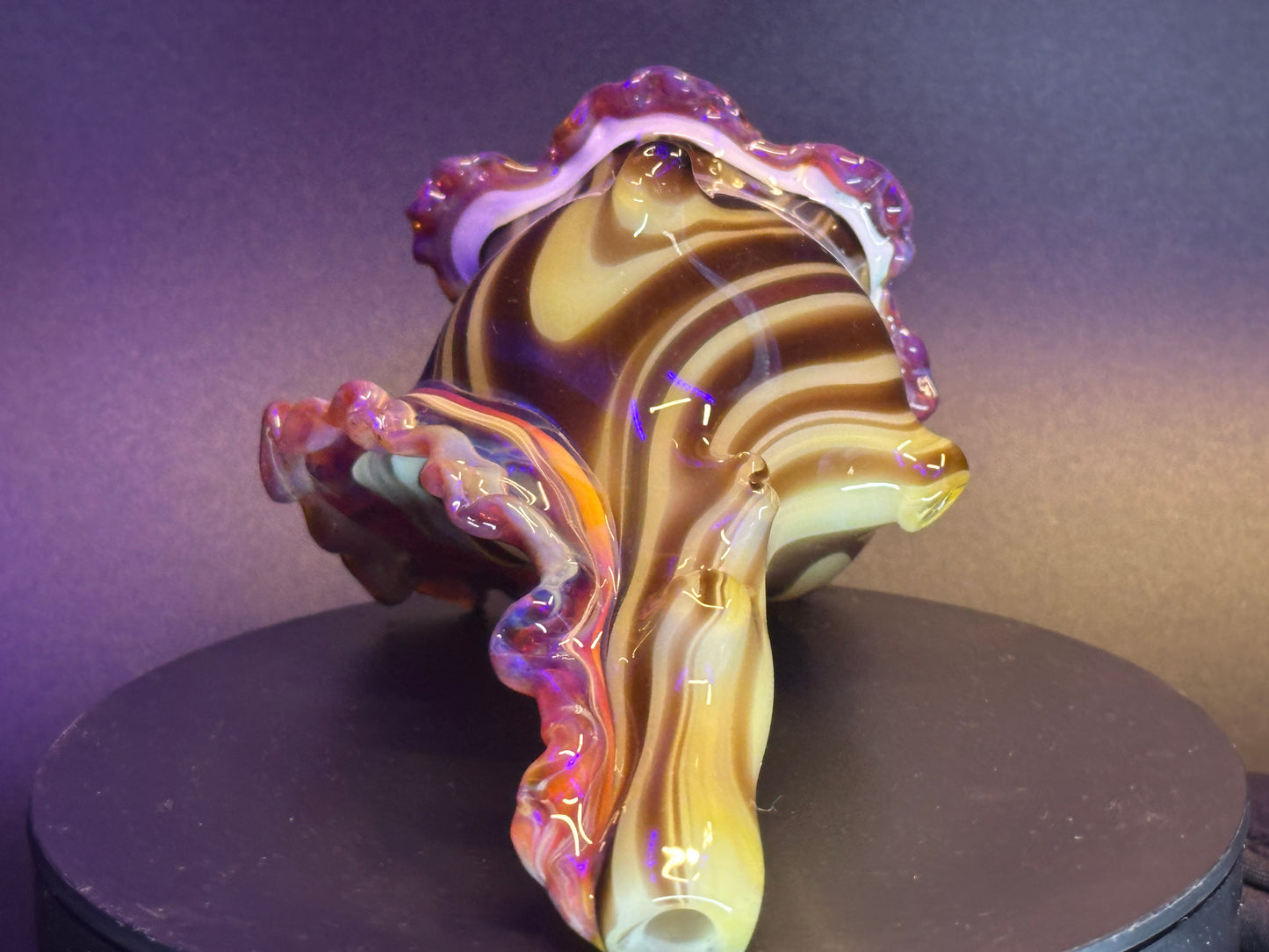 Woodgrain functional conch shell sculpture